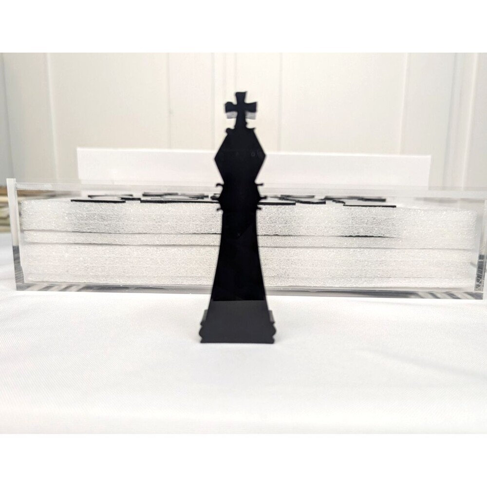 New - John N. Hansen Co. Classic Game Collection - Acrylic Chess Set - Ages 13+ - Picture 5 of 7